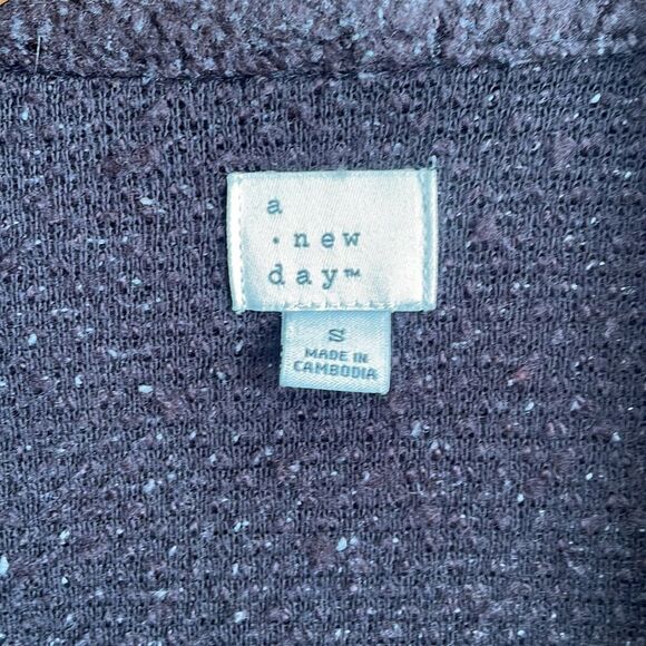 𝅺A New Day Knit Cardigan - Picture 4 of 8